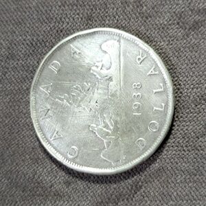 Vintage Canada Voyageur King George VI 80% Silver Dollar 1938 Semi Key Year